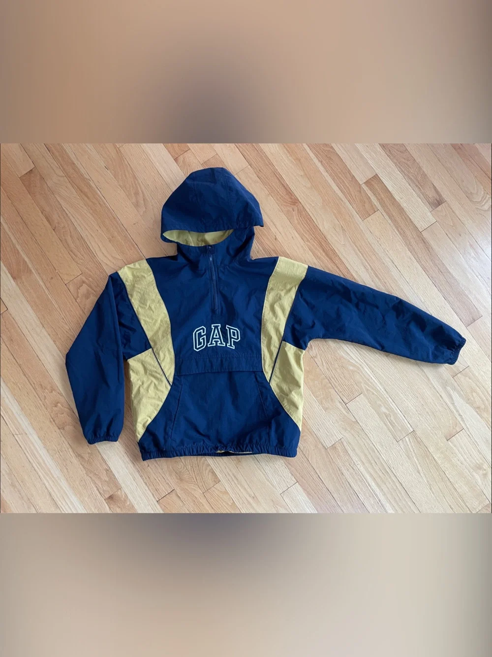 GAP Navy and Yellow Pullover Hooded Windbreaker Kids XL / 12-13 yrs old